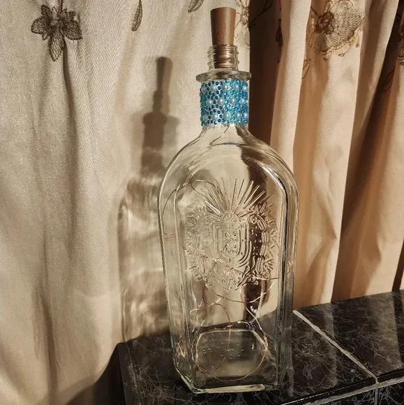 Tequila Bottle with Fairy Lights - Picture 1 of 2